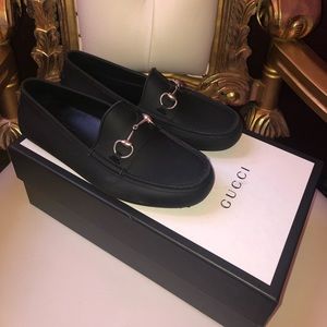 Authentic men’s Gucci black loafers